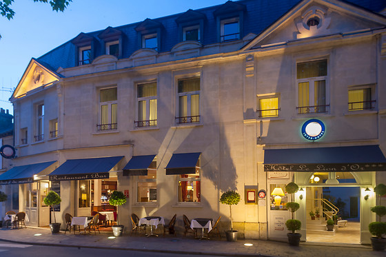 BRIT HOTEL CHINON - LE LION D'OR - photo 0