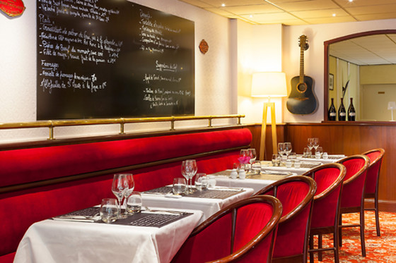 BRIT HOTEL CHINON - LE LION D'OR - photo 2
