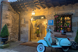 HOTEL SANTILLANA