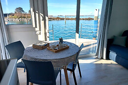 Grado Floating Resort