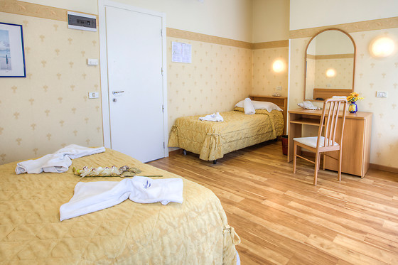 Hotel San Francisco Spiaggia - photo 13