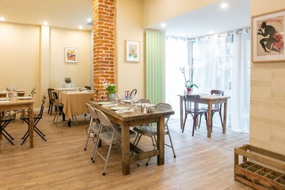 Arleta Restaurant - photo 1