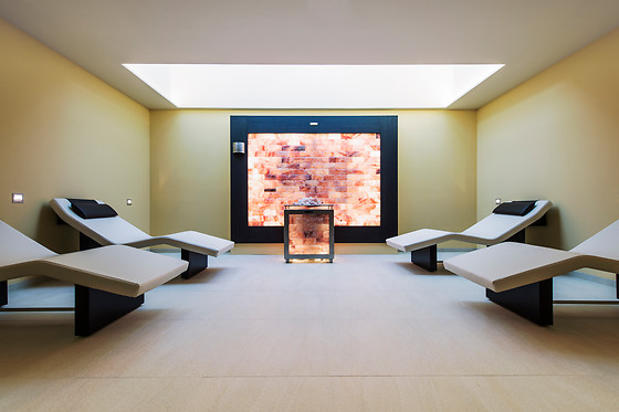 Parkhotel Hall - photo 1