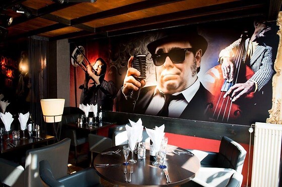 Met Jeaninne - photo 0