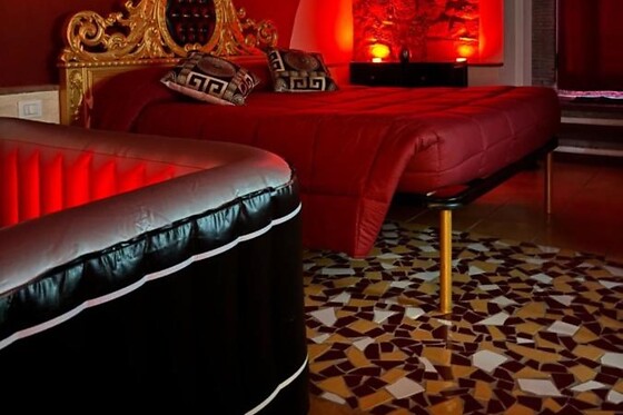Golden House - photo 2