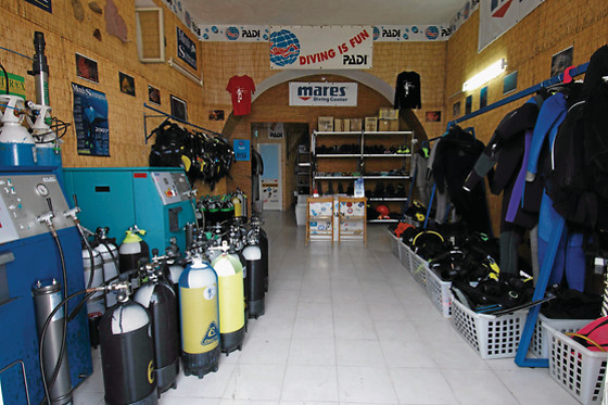 Diving Center La Gorgonia - photo 2