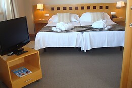 HOTEL VILA CENTRIC****