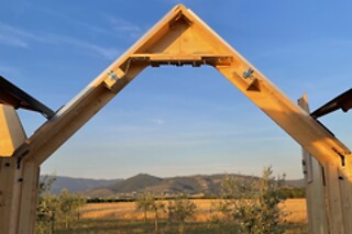 Soggiorno insolito di una notte in Starsbox presso Agricamping Spineta in provincia di Arezzo