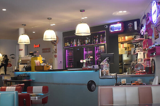 Restaurant Down Town - photo 2