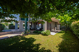 Nest Eco Guesthouse