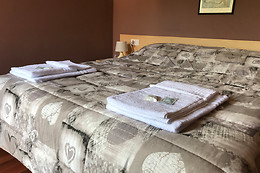 Cheap and Chic Hotel