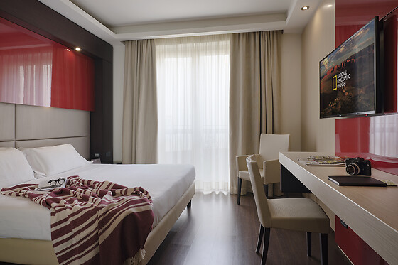Winter Garden Hotel - photo 3