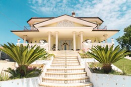 Alexander's Home