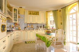 Alexander's Home