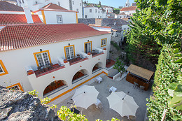 CASA DAS SENHORAS RAINHAS - SOCIEDADE TURISTICA