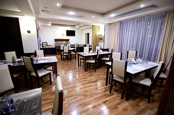 Hotel Bliss - photo 13