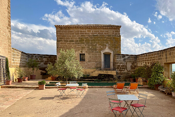 CASTILLO DE CORVINOS - photo 1