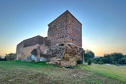 CASTILLO DE CORVINOS