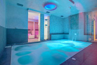 Un soggiorno di relax al Ferretti Beach Hotel a Rimini