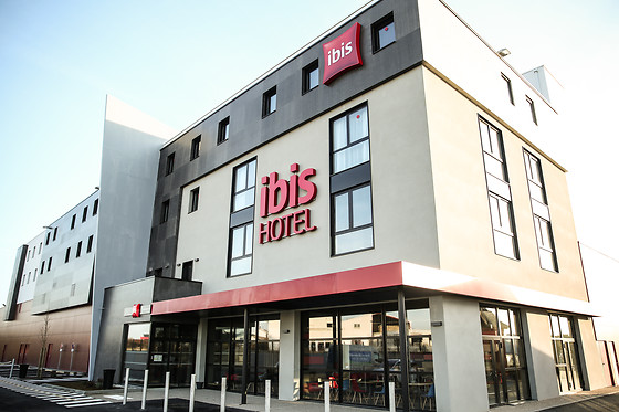 Ibis Niort Est Mendès France - photo 0