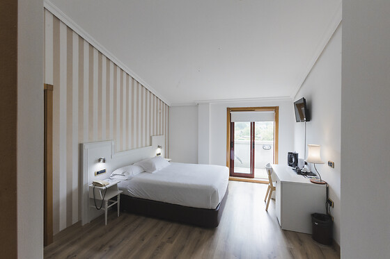 HOTEL ALFONSO I - photo 18