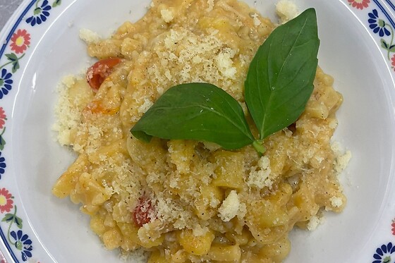 Cena tipica napoletana presso Mario Ostaria a Napoli